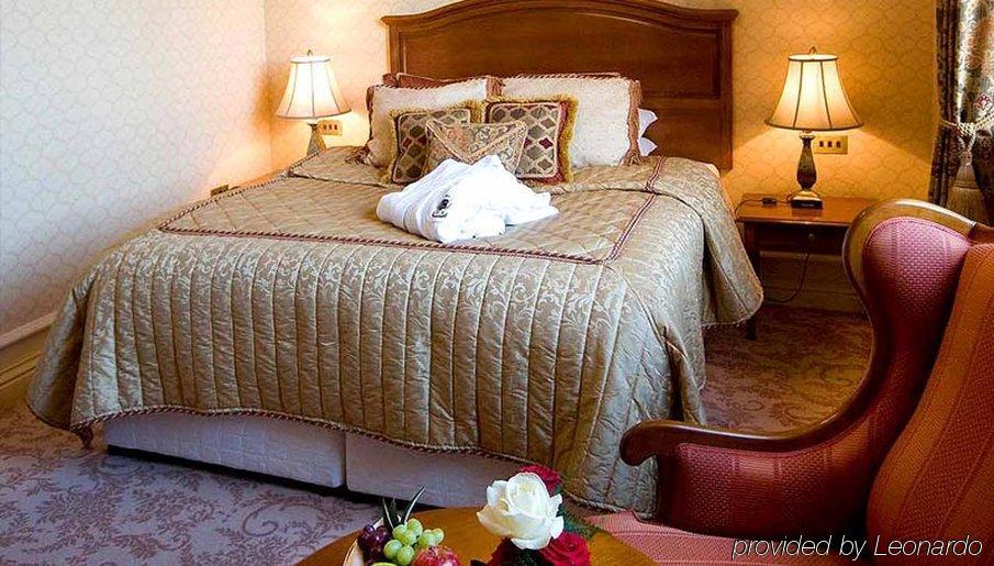 Kilronan Castle Hotel Ballyfarnon Экстерьер фото